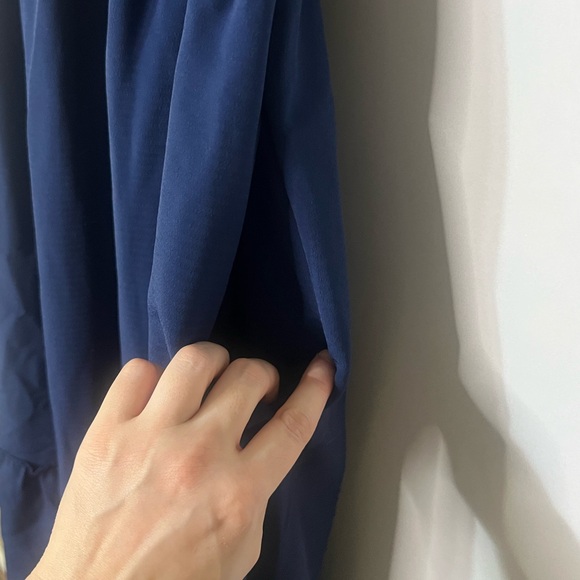 Hill House Women’s Navy Smocked Midi The Louisa Nap Dress Size Small - Picture 5 of 8